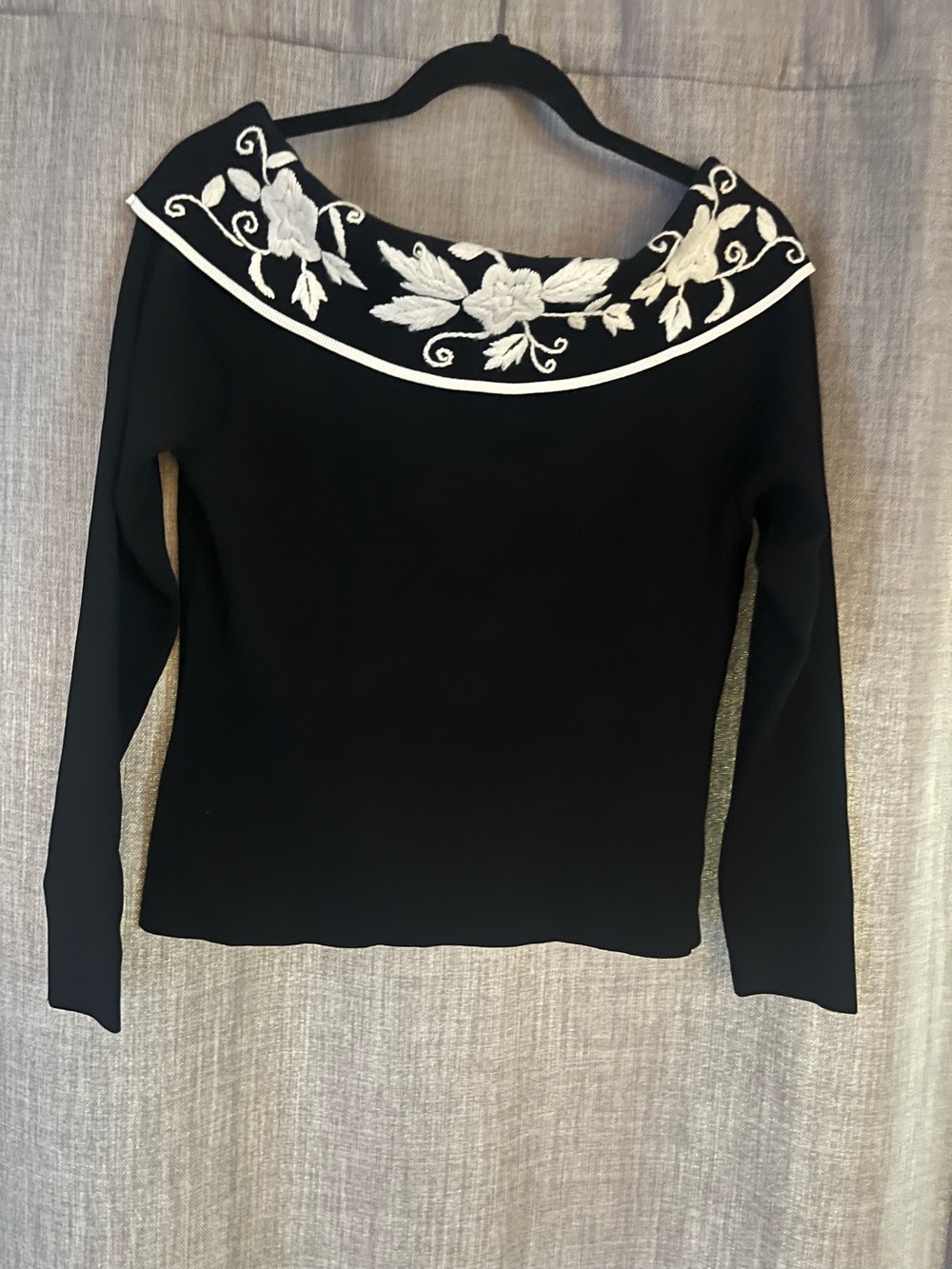 BCBGMaxAzria Black Sweater with White Leaf Embroidery